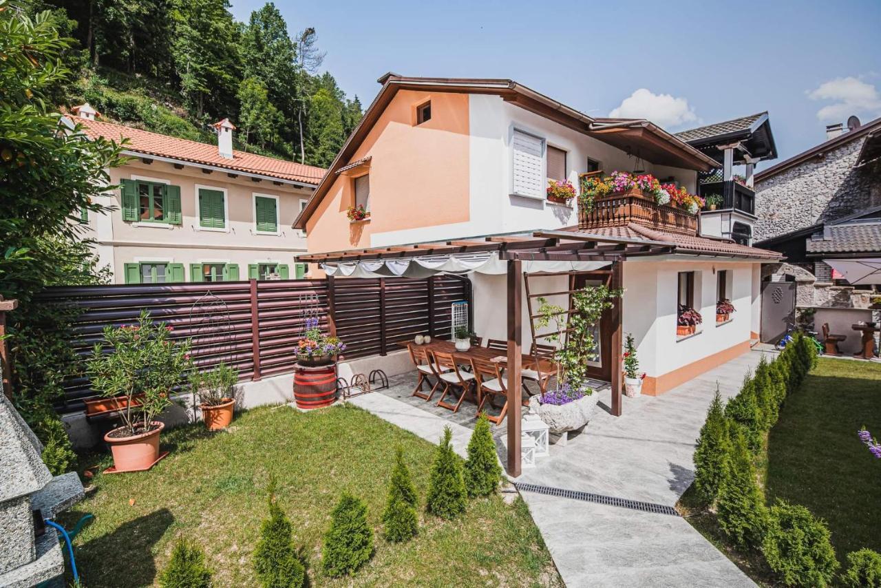 Gotar Apartment With Garden Kobarid Exteriér fotografie