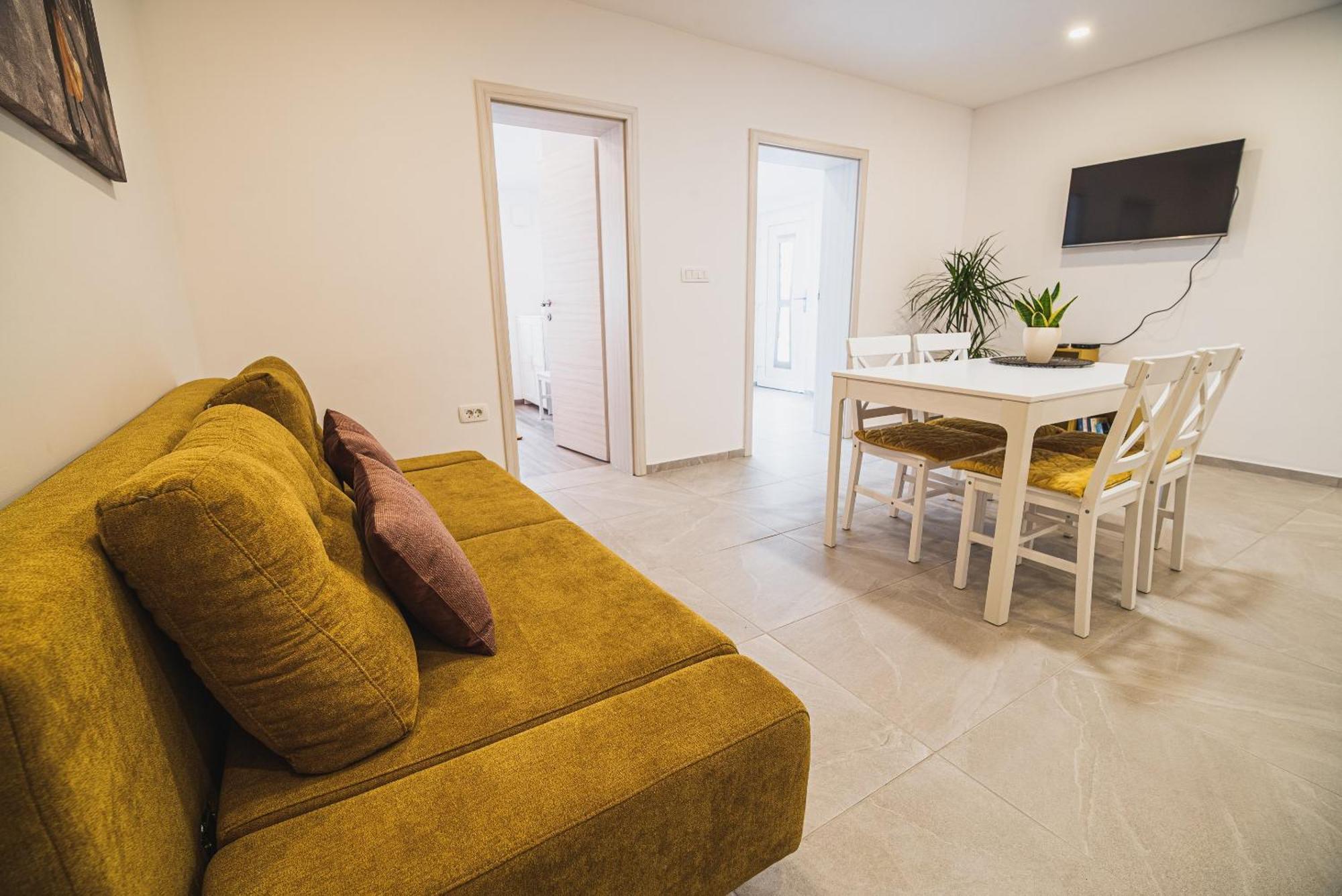 Gotar Apartment With Garden Kobarid Exteriér fotografie