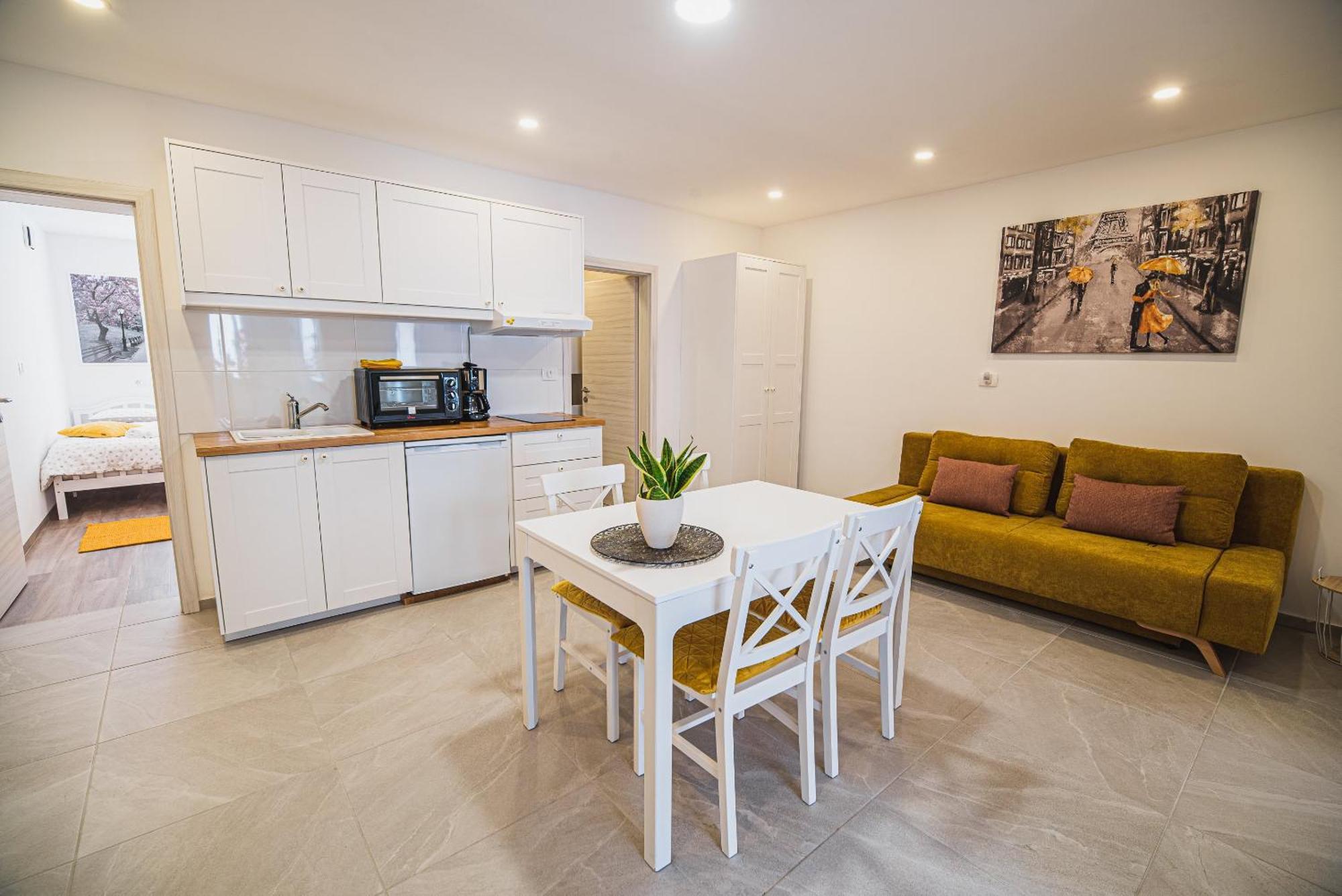 Gotar Apartment With Garden Kobarid Exteriér fotografie