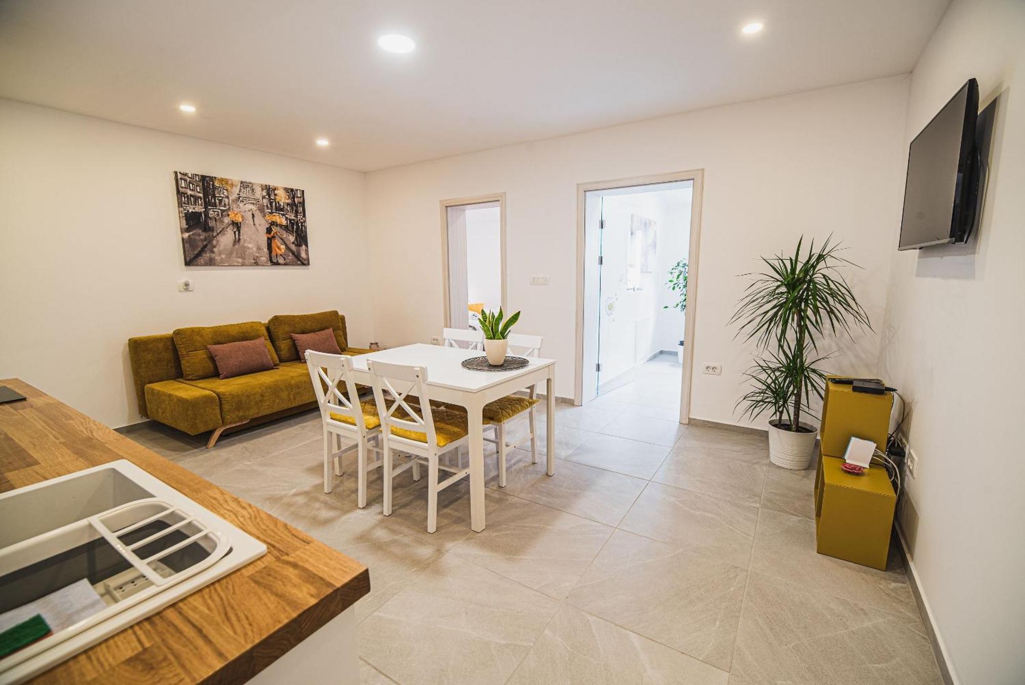 Gotar Apartment With Garden Kobarid Exteriér fotografie