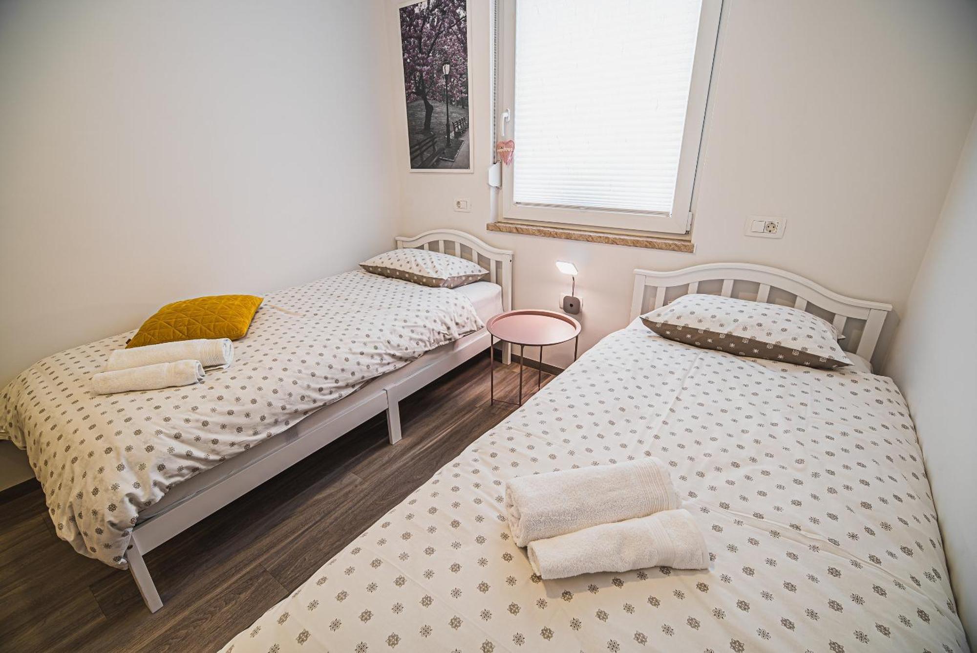 Gotar Apartment With Garden Kobarid Exteriér fotografie