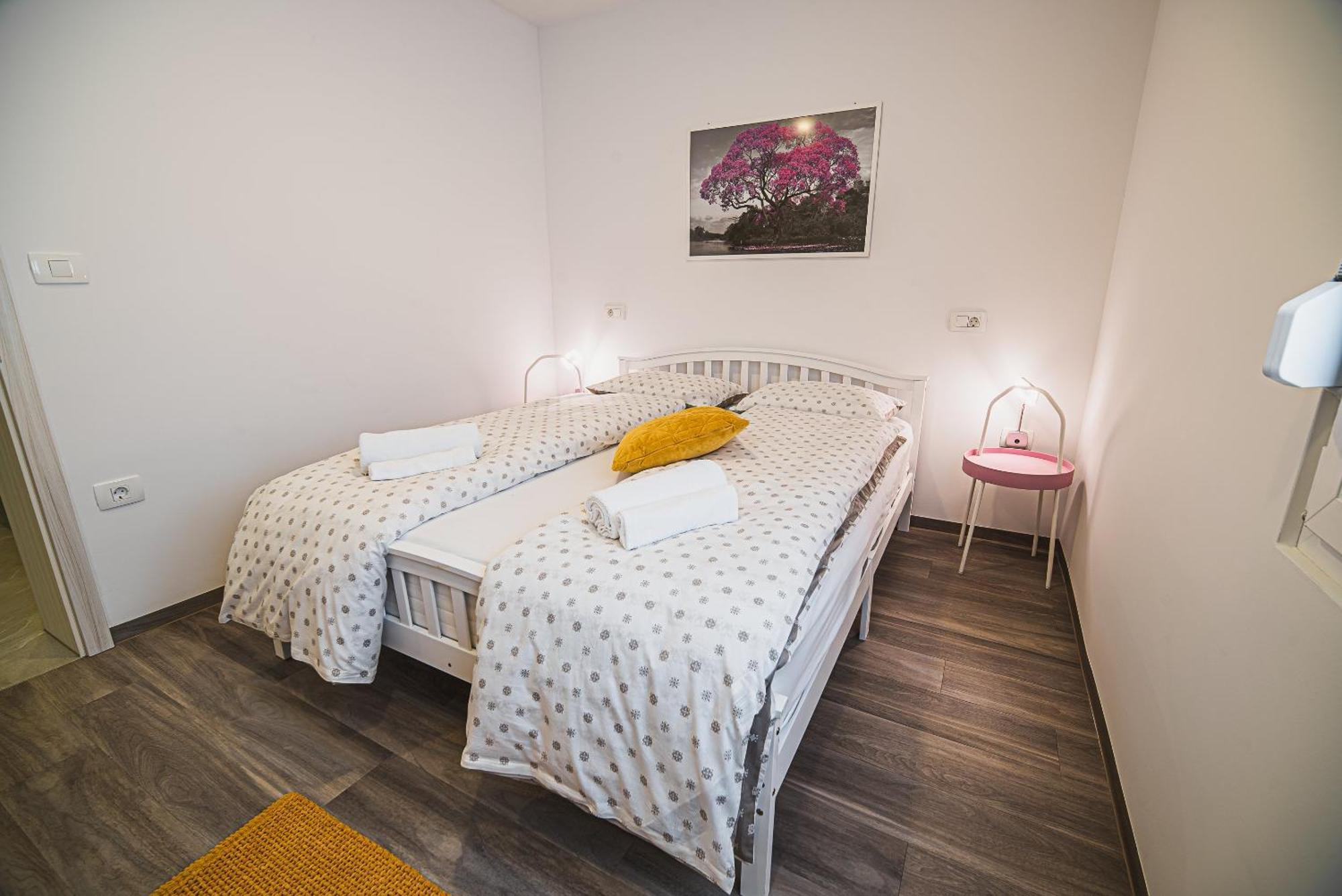 Gotar Apartment With Garden Kobarid Exteriér fotografie